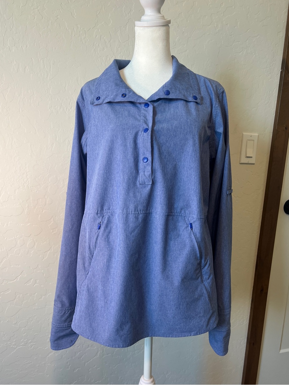 Duluth Trading Women's Sol Survivor Sun Protection Popover Shirt Striped Blue M